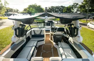 2024-nautique-g23-141991-image1.webp