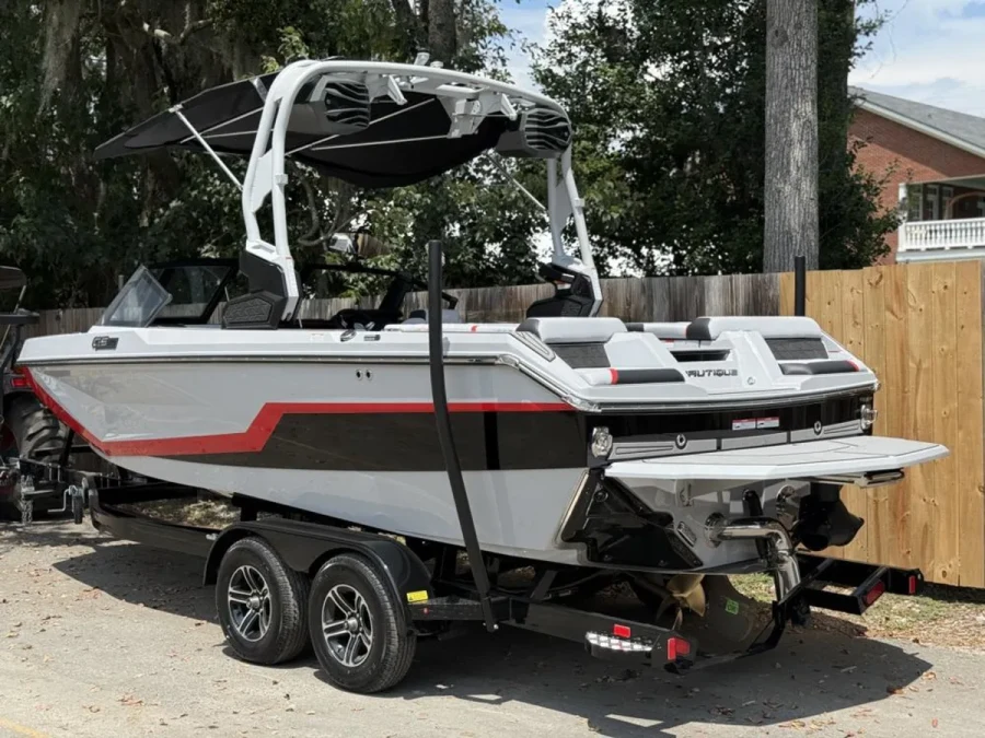 2026-nautique-gs20-141993-image2.webp