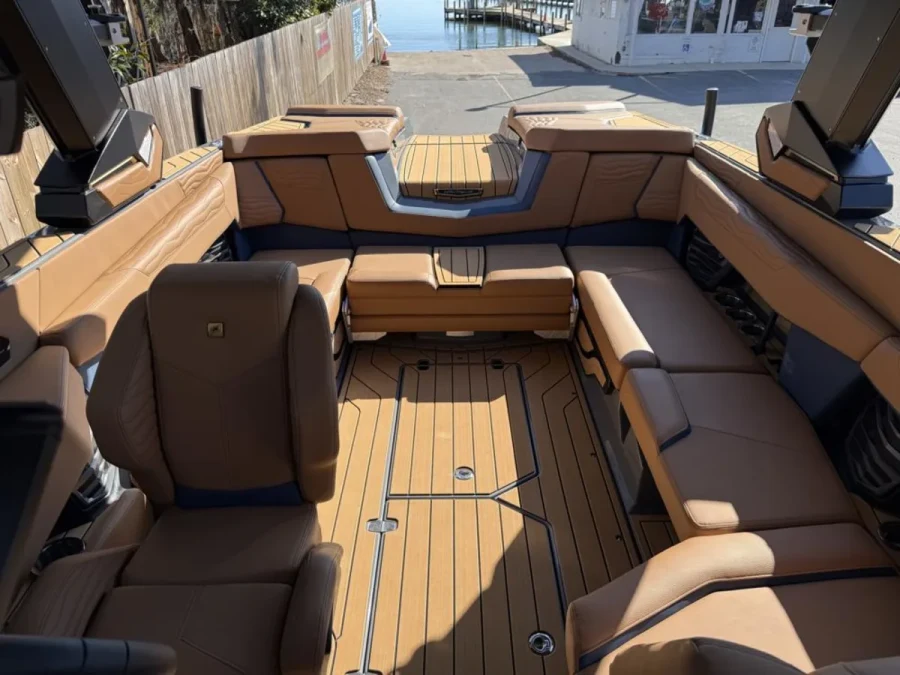 2026-nautique-g23-141997-image7.webp