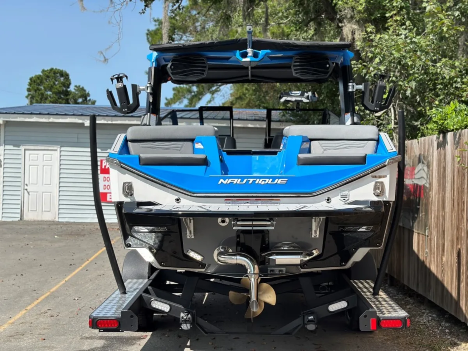 2025 Nautique G21