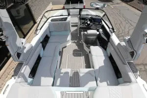 2022-nautique-g21-142009-image5.webp