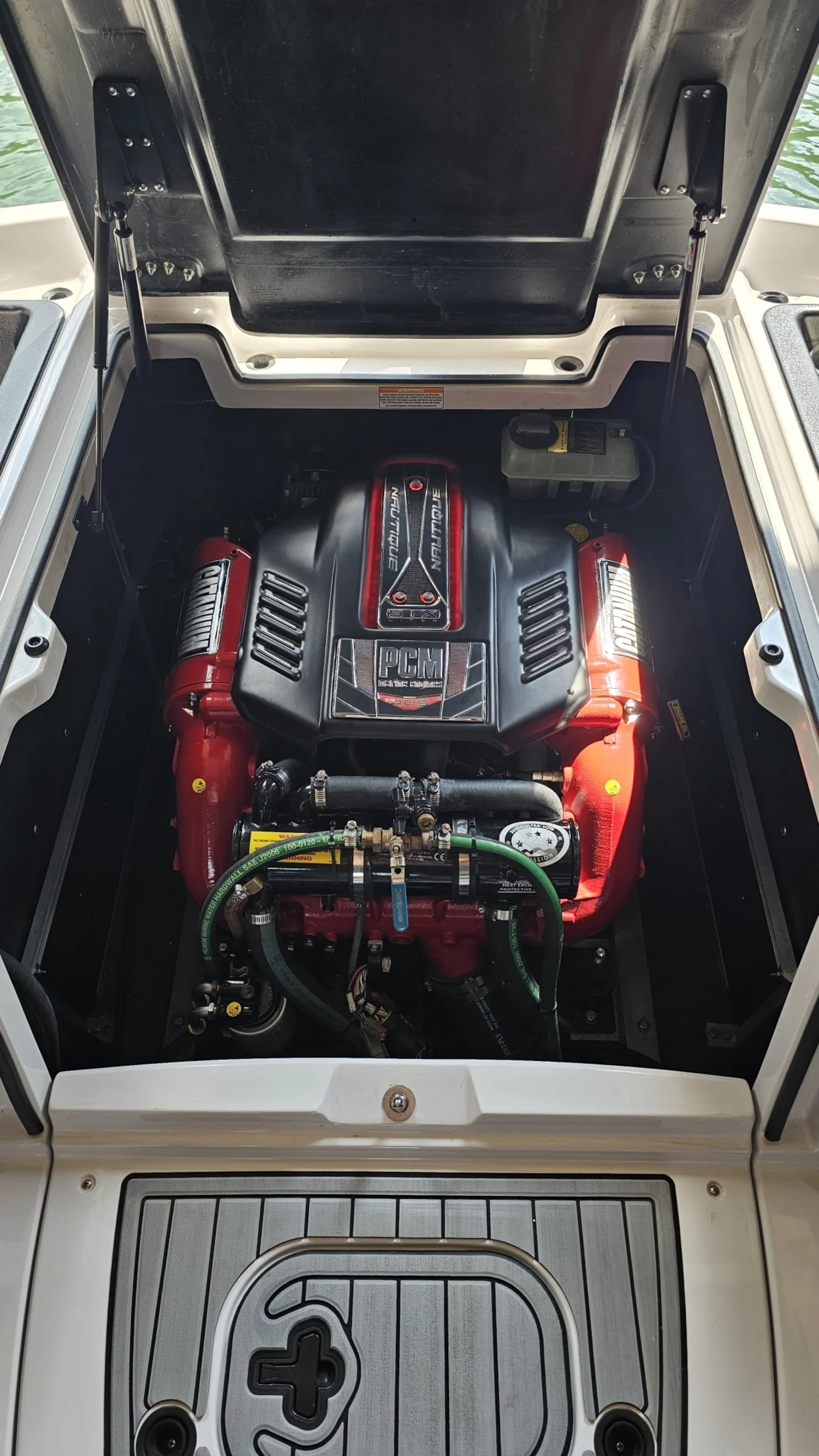 2015 Super Air Nautique 230