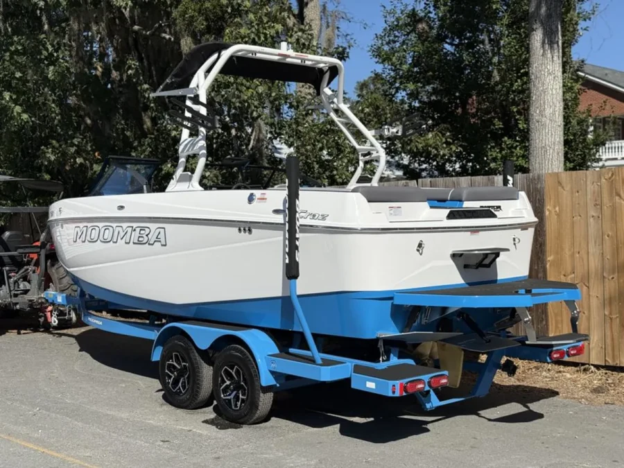 2026-moomba-craz-142015-image2.webp