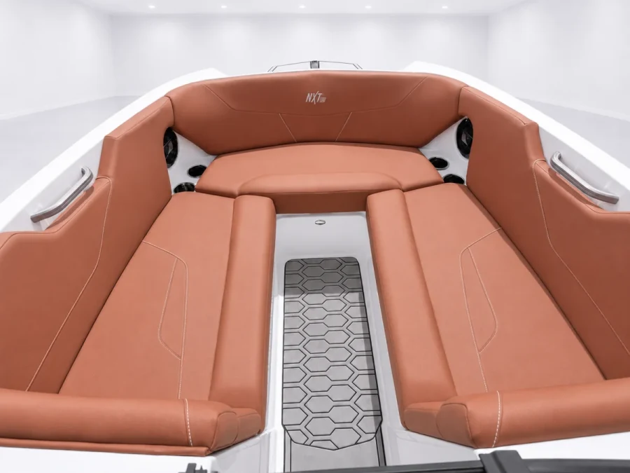 2022-mastercraft-nxt24-142023-image5.webp