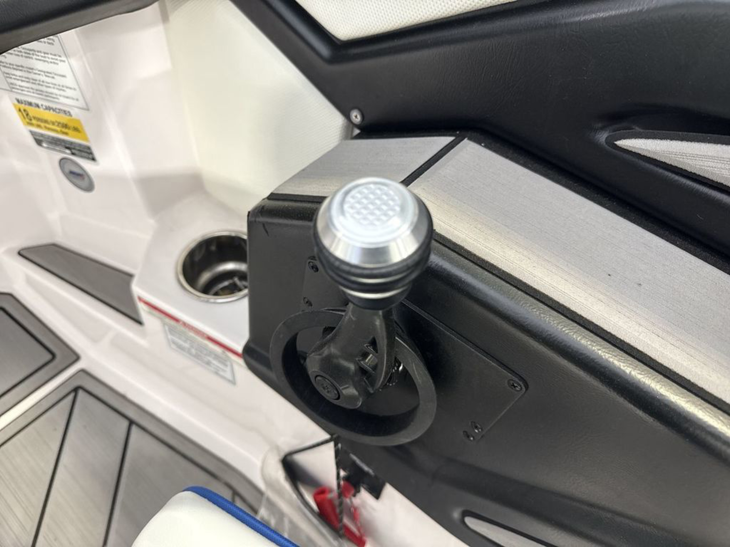 2021 MOOMBA Makai