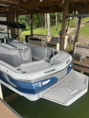 2025-mastercraft-prostar-190-142105-image1.webp