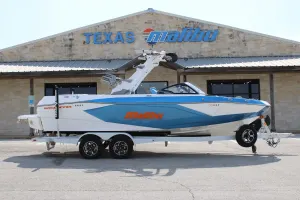 2026-malibu-wakesetter-23-lsv-142109-image0.webp