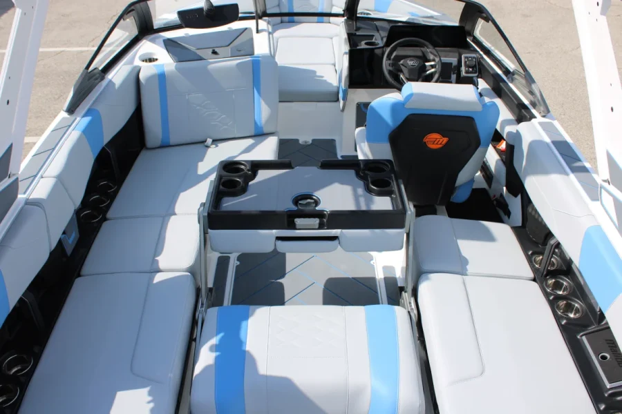 2026-malibu-wakesetter-23-lsv-142109-image12.webp