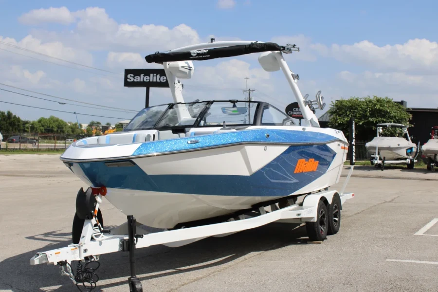 2026-malibu-wakesetter-23-lsv-142109-image3.webp