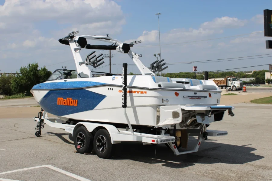 2026-malibu-wakesetter-23-lsv-142109-image5.webp