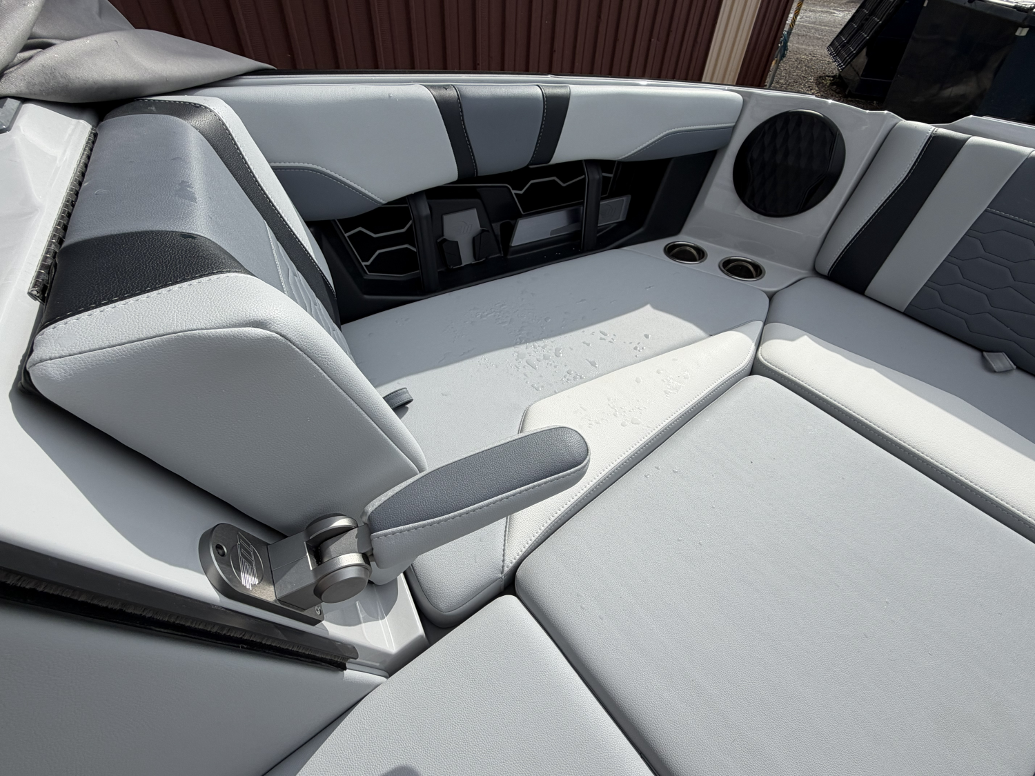 2026 Malibu Boats 22MXZ