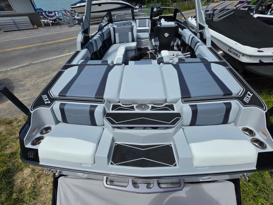 2026-malibu-wakesetter-22-mxz-141592-image3