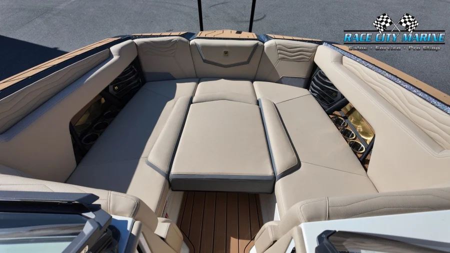 2027-nautique-g25-141834-image18