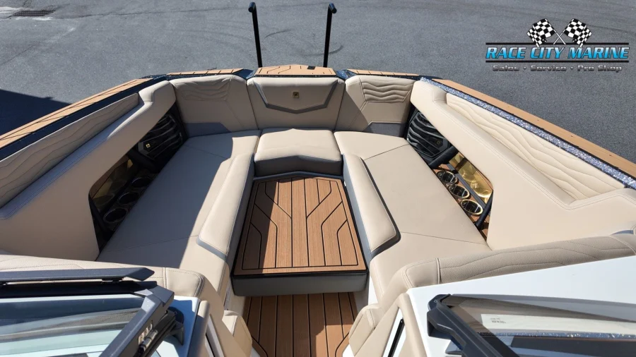 2027-nautique-g25-141834-image27