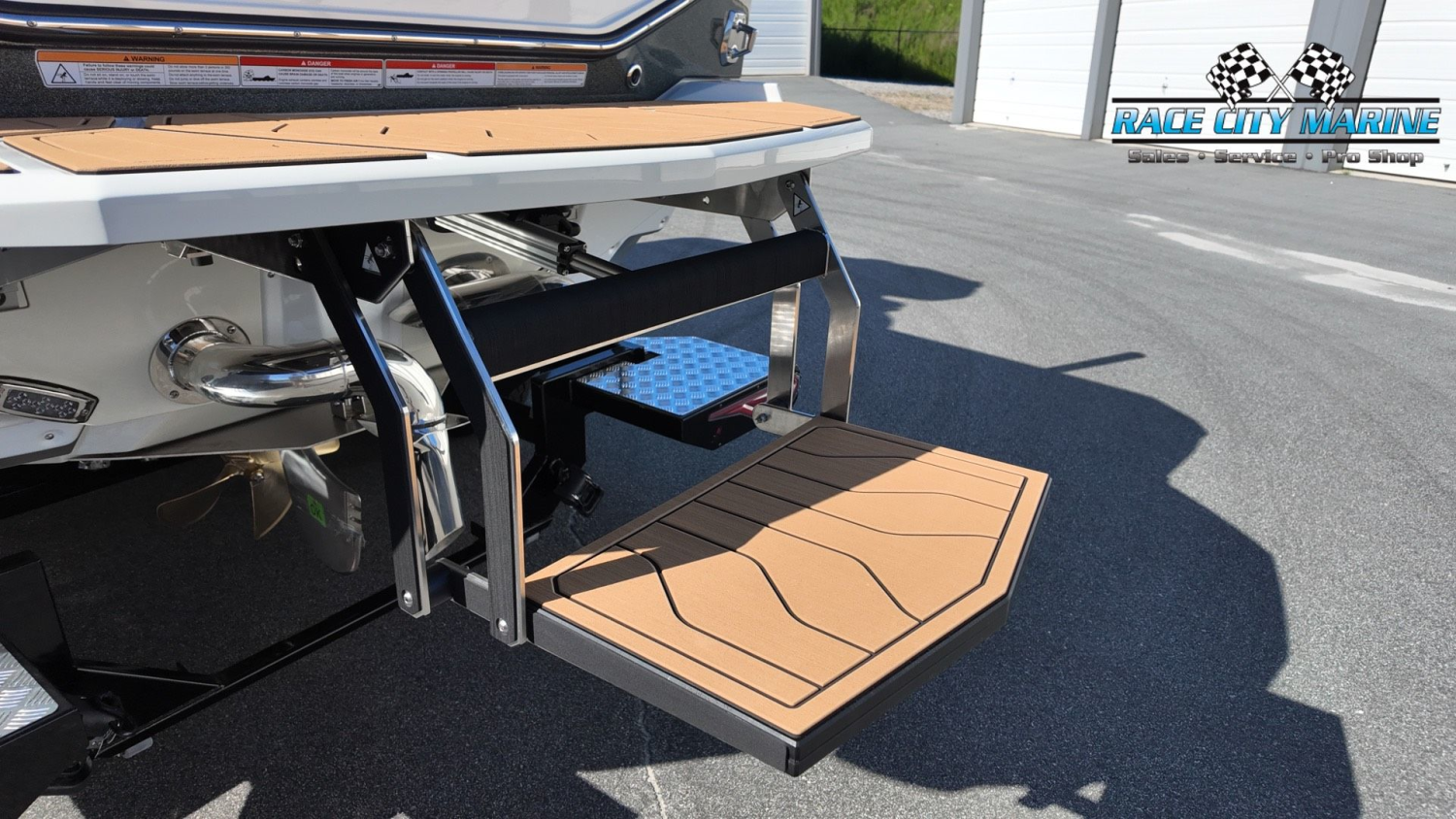2027 Nautique G25
