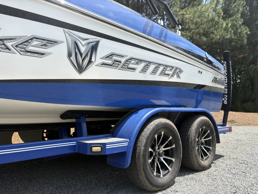 2009-malibu-wakesetter-vlx-142131-image6.webp