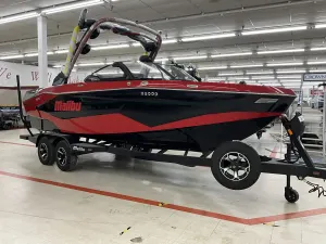 2026-malibu-wakesetter-22-lsv-142133-image3.webp