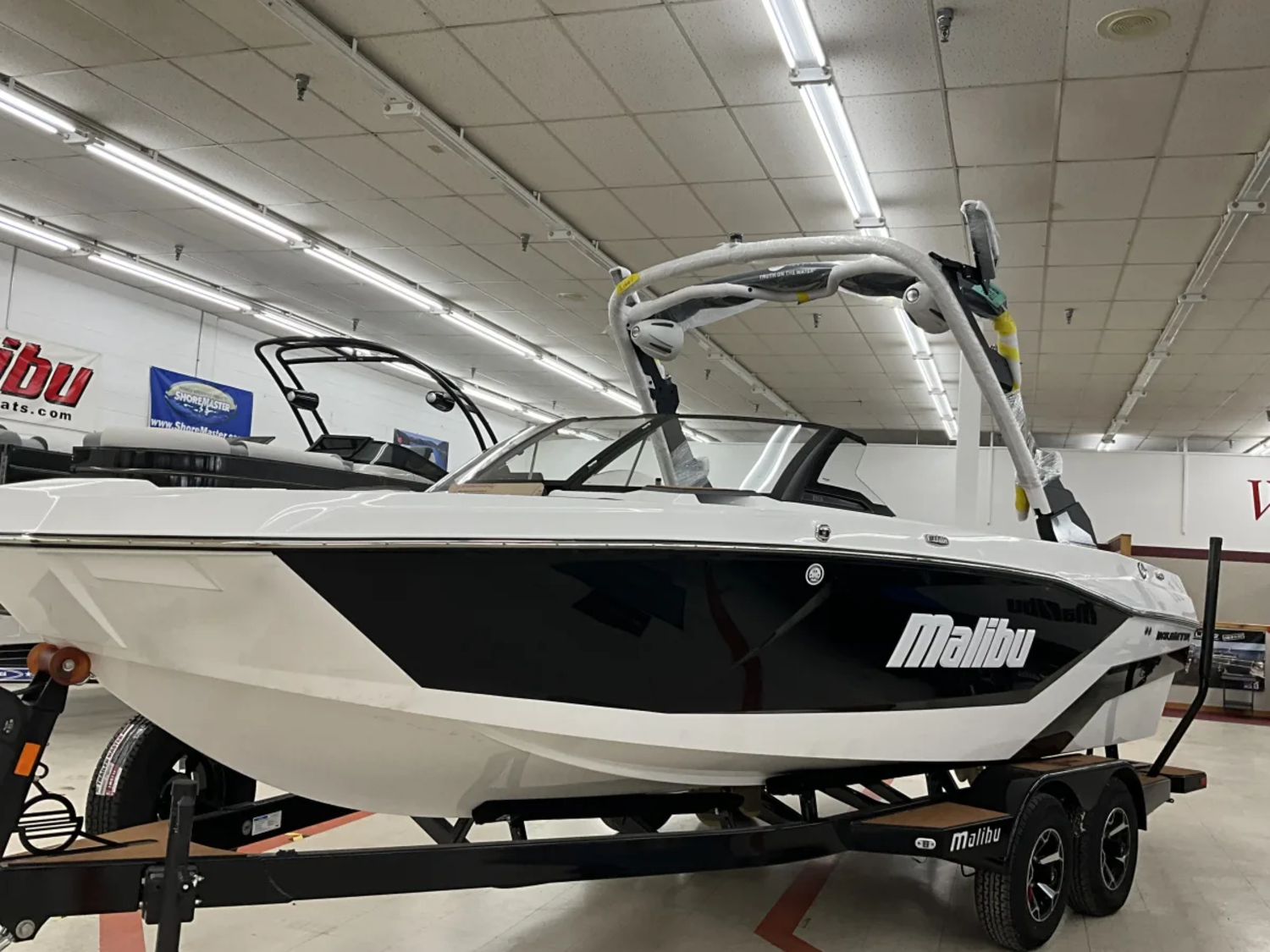 NEW 2026 MALIBU 21 LX Diamond hull