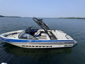 2015-malibu-wakesetter-vtx-142143-image26.webp