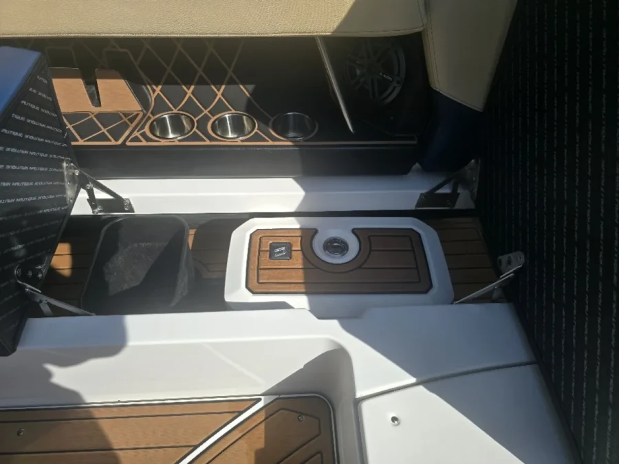 2020-nautique-gs24-142157-image14.webp