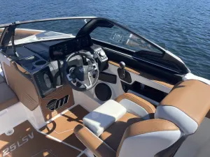 2025-malibu-wakesetter-25-lsv-142181-image12