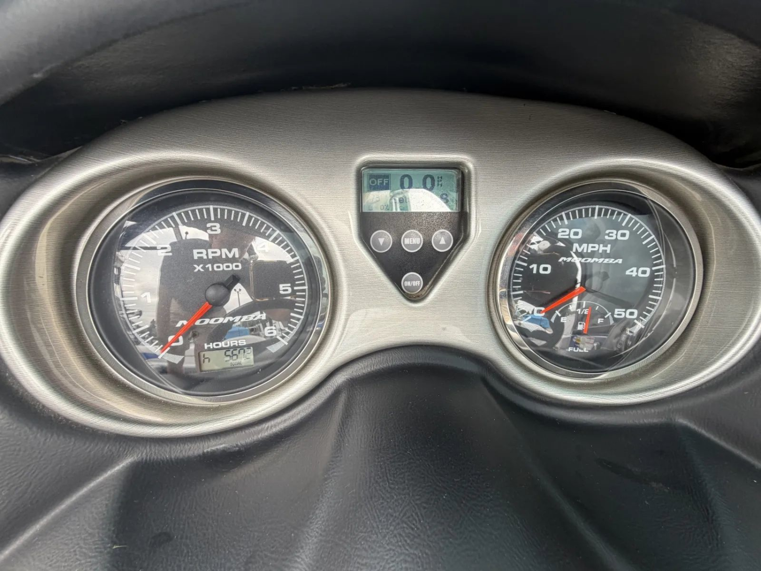 2012 MOOMBA OUTBACK V