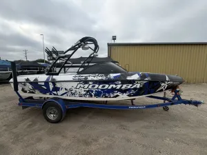 2012-moomba-outback-v-142187-image1