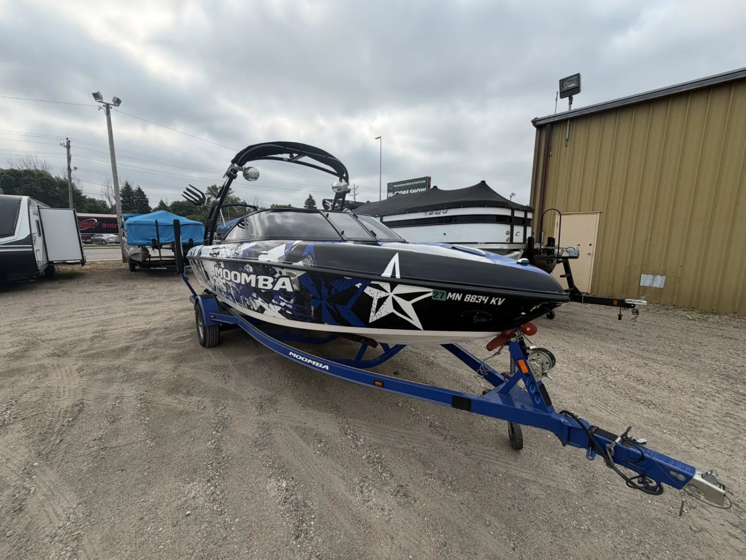 2012 MOOMBA OUTBACK V