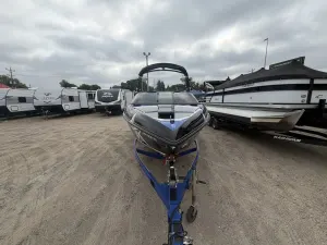 2012-moomba-outback-v-142187-image9