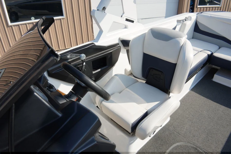 2019-axis-t22-142189-image11