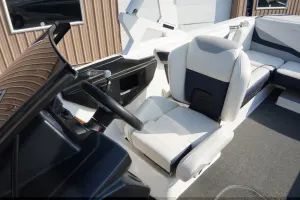 2019-axis-t22-142189-image11