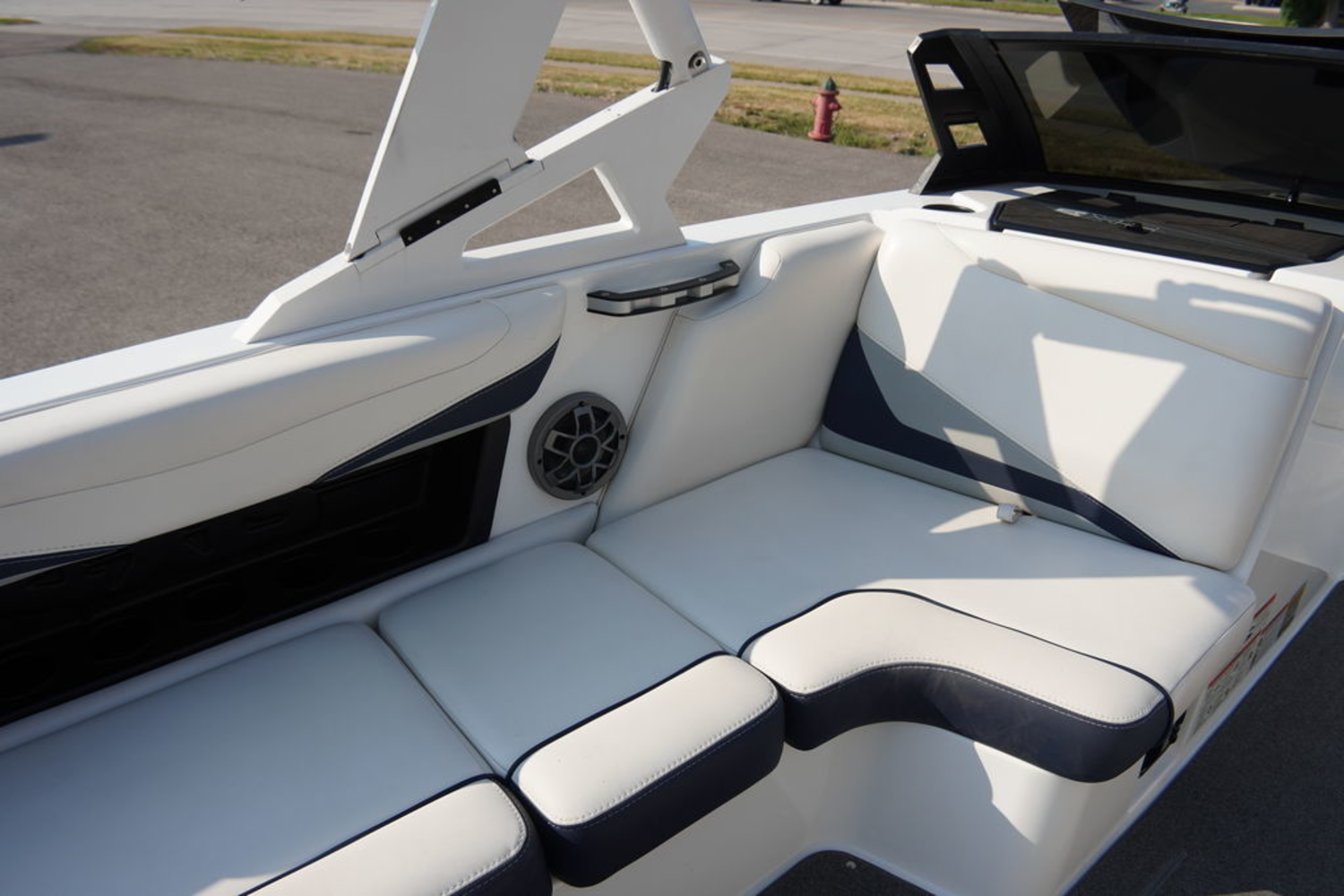 2019 Axis Wake Research T22