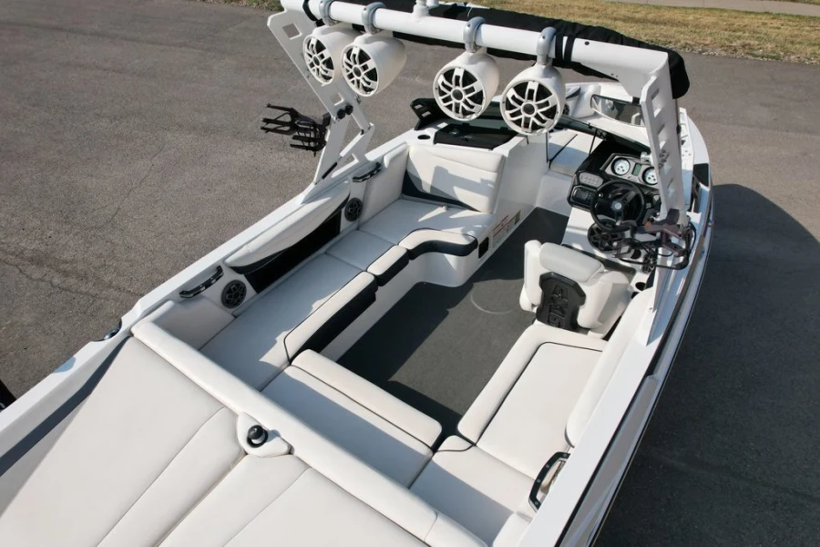 2019-axis-t22-142189-image14