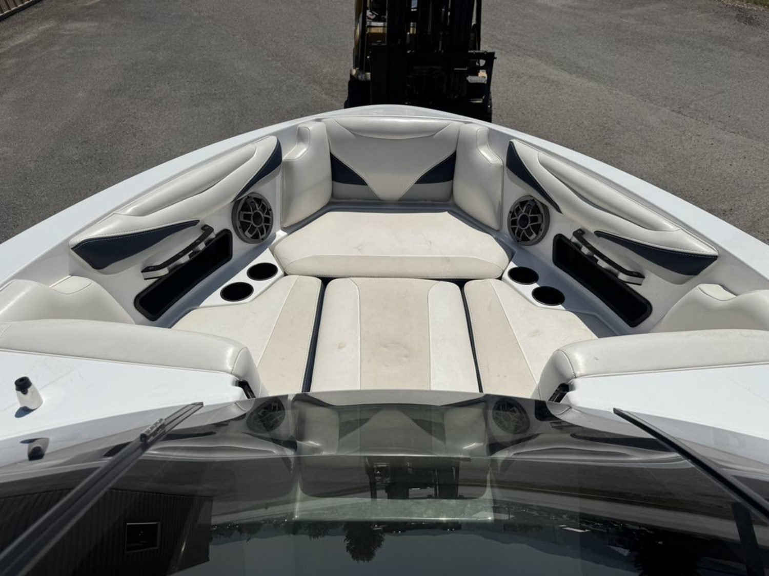 2019 Axis Wake Research T22