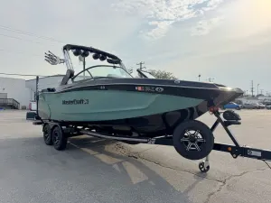 2023-mastercraft-xt24-142190-image4