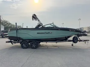 2023-mastercraft-xt24-142190-image5