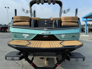 2023-mastercraft-xt24-142190-image7