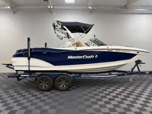 2021-mastercraft-x22-142192-image1