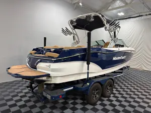 2021-mastercraft-x22-142192-image3