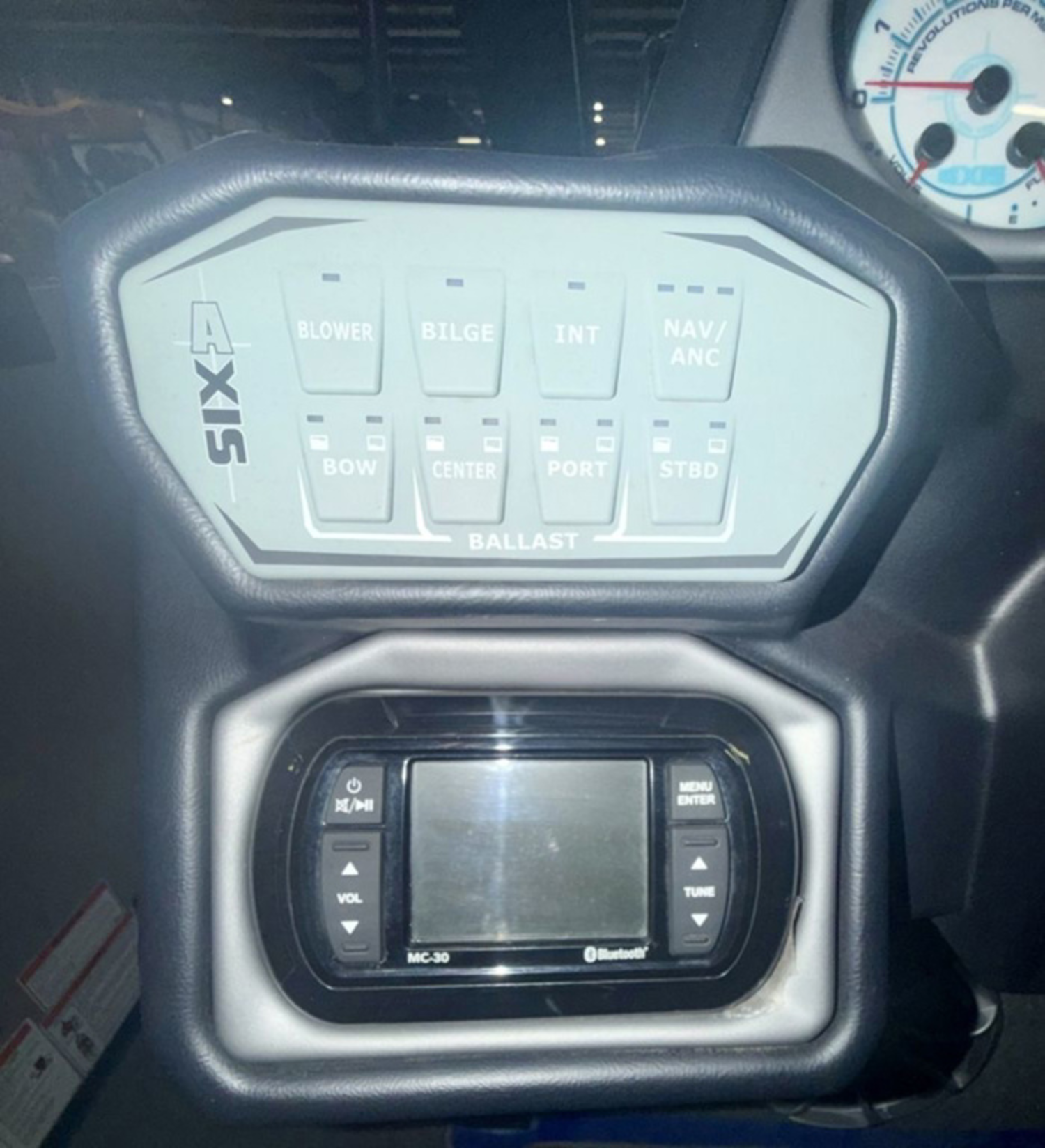 2017 Axis Wake Research T23