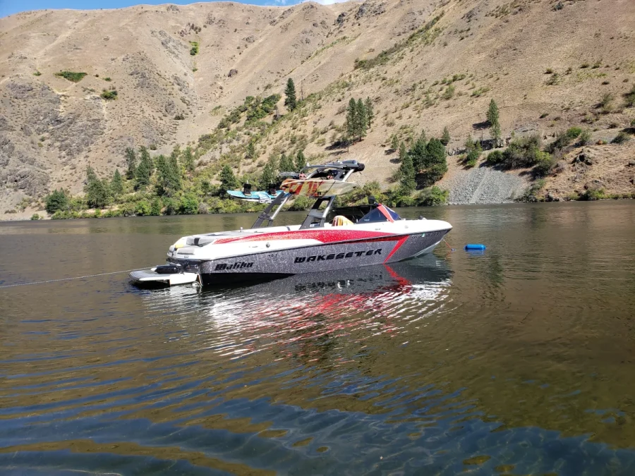 2016-malibu-wakesetter-23-lsv-142221-image1.webp
