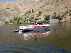 2016-malibu-wakesetter-23-lsv-142221-image1.webp