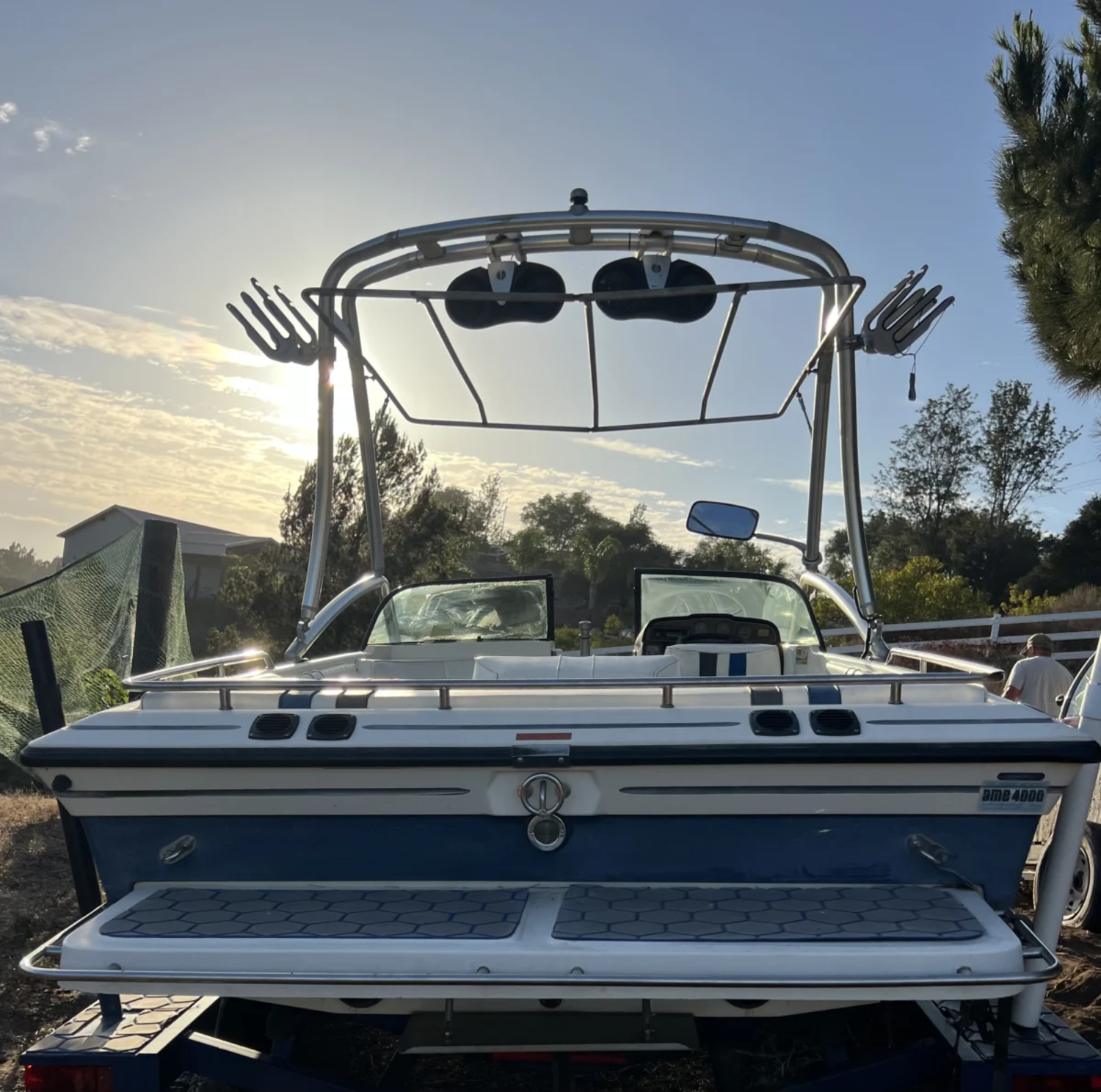 1992 Supra Sunsport Open Bow Ski Wake Boat with Solid Floor. Tower and 24ft Trailer 