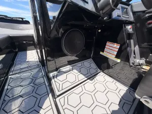 2020-mastercraft-nxt22-142264-image1.webp