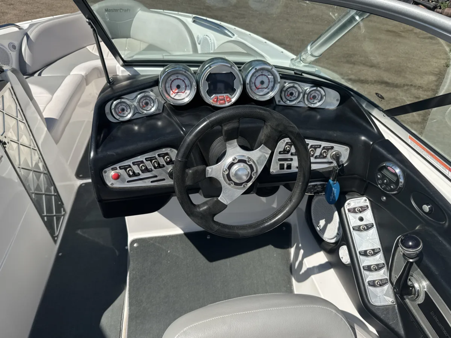 2008 MasterCraft X30 - GO Surf Assist
