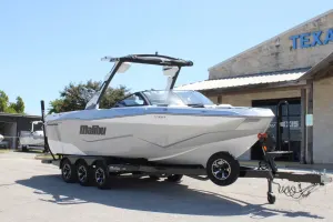 2026-malibu-wakesetter-25-lsv-138008-image1.webp