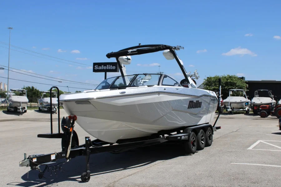 2026-malibu-wakesetter-25-lsv-138008-image3.webp