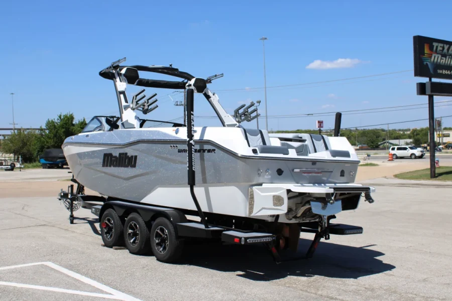 2026-malibu-wakesetter-25-lsv-138008-image5.webp