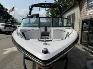 2011-nautique-super-air-nautique-210-142306-image1.webp