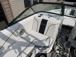 2011-nautique-super-air-nautique-210-142306-image4.webp